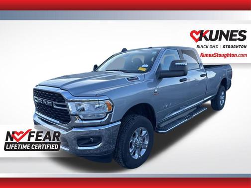 Billet Silver Metallic Clearcoat 2024 RAM 3500 Big Horn Crew Cab 4x4 8' Box