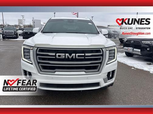 2023 GMC Yukon SLT