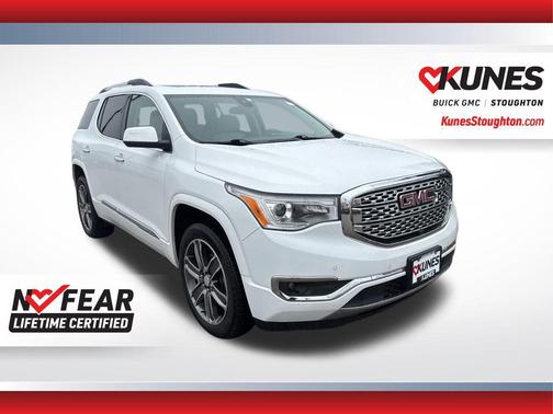 2019 GMC Acadia Denali