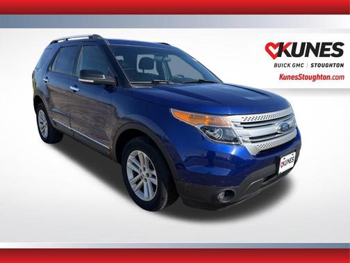 Ruby Red Metallic Tinted Clearcoat 2015 Ford Explorer XLT