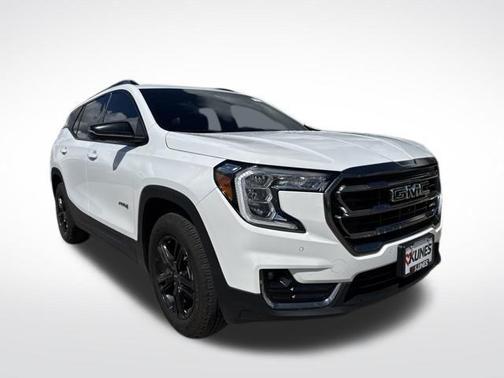 Summit White 2023 GMC Terrain AWD AT4