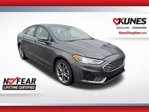 2020 Ford Fusion SEL