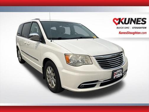 2011 Chrysler Town & Country Touring-L