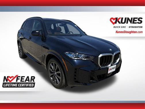 Carbon Black Metallic 2024 BMW X5 M60i