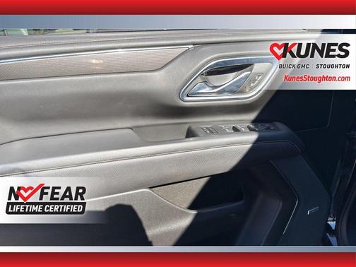 2023 GMC Yukon 4WD AT4