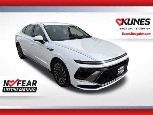 2025 Hyundai SONATA Hybrid SE