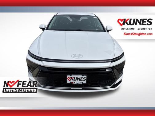 2025 Hyundai SONATA Hybrid SE