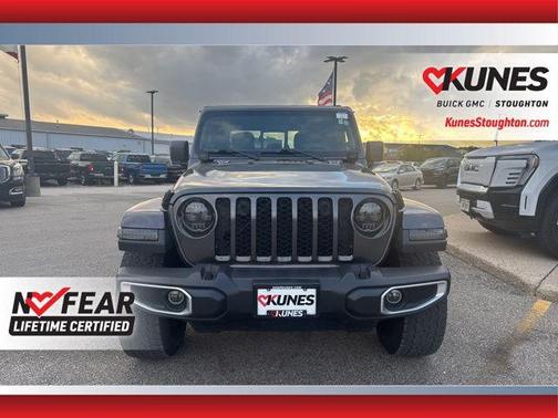 2023 Jeep Gladiator Sport S