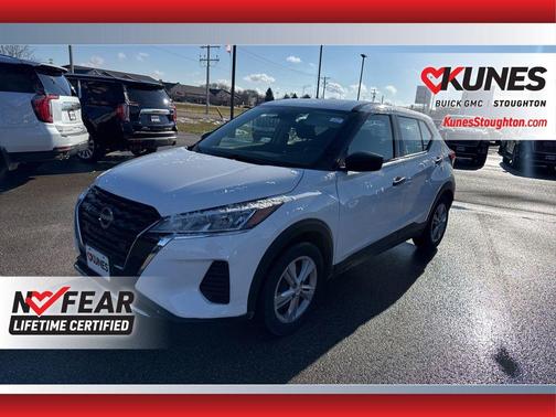 2022 Nissan Kicks S