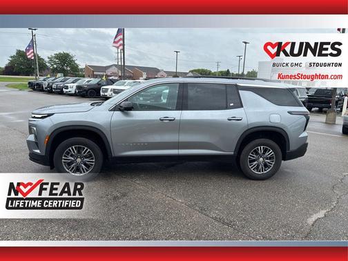 2024 Chevrolet Traverse LT