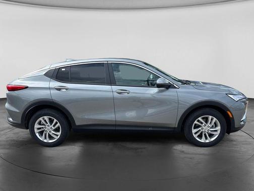 Moonstone Gray Metallic 2026 Buick Envista Preferred FWD