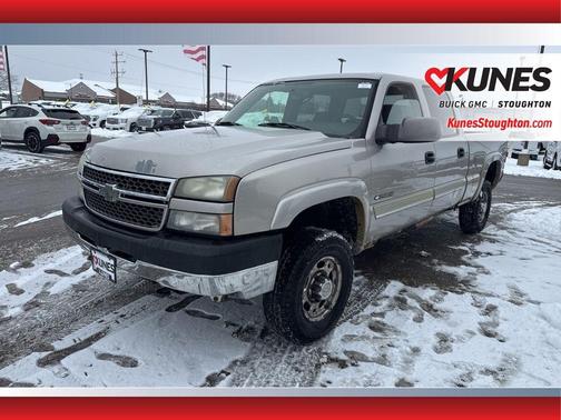 2005 Chevrolet Silverado 2500 LS H/D Crew Cab