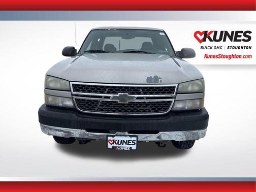 2005 Chevrolet Silverado 2500 LS H/D Crew Cab