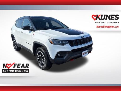 2024 Jeep Compass Trailhawk