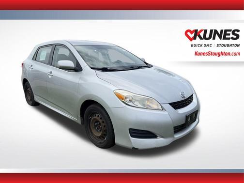 Classic Silver Metallic 2013 Toyota Matrix L