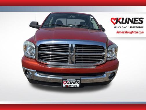 Sunburst Orange Pearlcoat 2008 Dodge Ram 1500 SLT Quad Cab