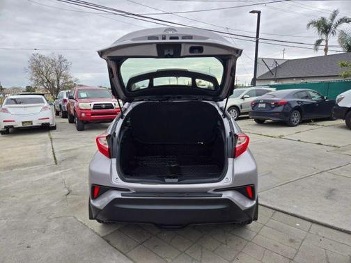 2019 Toyota C-HR LE
