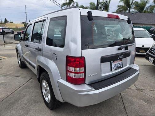 2011 Jeep Liberty Sport
