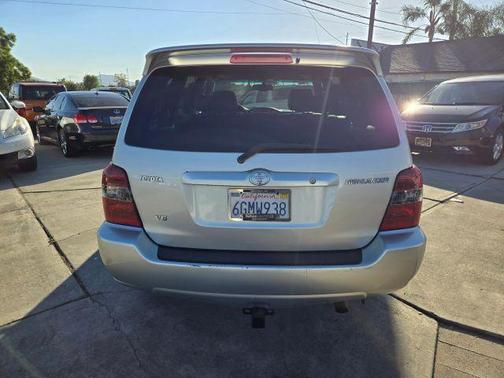 2005 Toyota Highlander Limited