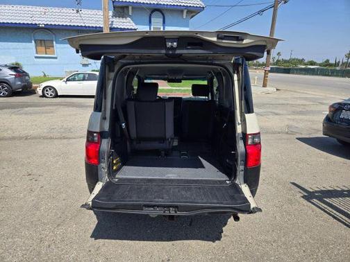 2005 Honda Element LX