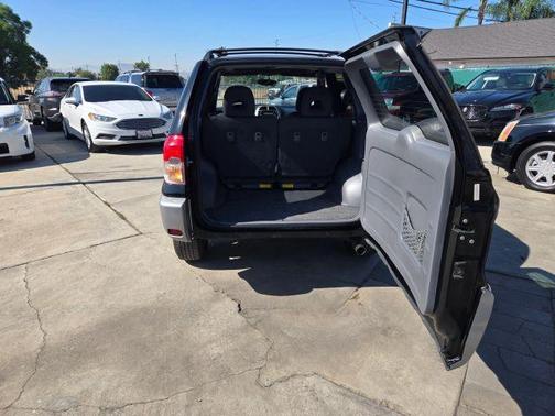 2002 Toyota RAV4 Base