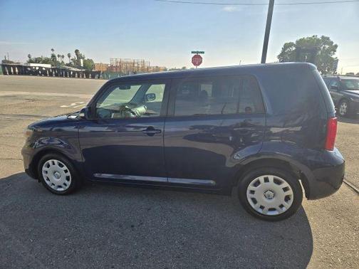 2008 Scion xB