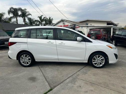 2012 Mazda Mazda5 Sport