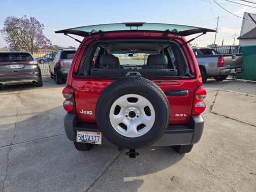 2005 Jeep Liberty Sport