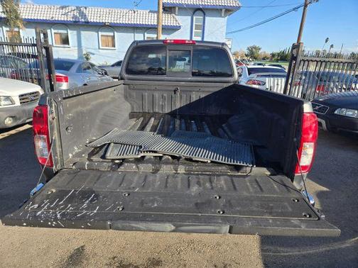 2005 Nissan Frontier SE King Cab