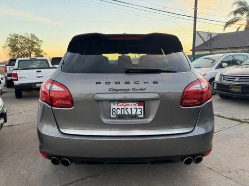2011 Porsche Cayenne Turbo