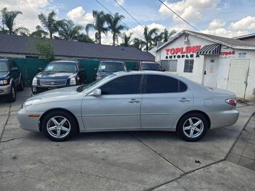Silver 2004 Lexus ES 330