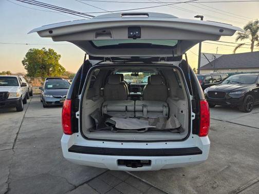 2011 GMC Yukon XL 1500 SLT