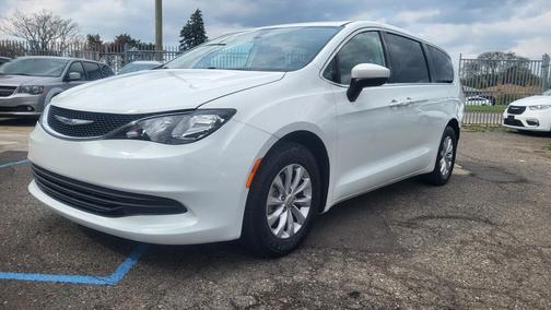 2017 Chrysler Pacifica Touring