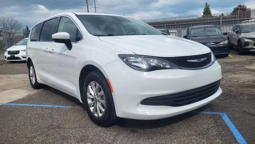 2017 Chrysler Pacifica Touring