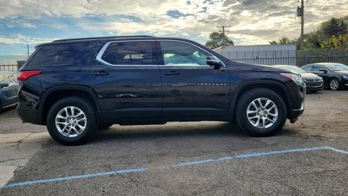 2020 Chevrolet Traverse LT Cloth