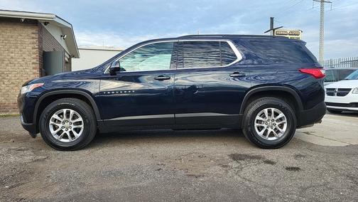 2020 Chevrolet Traverse LT Cloth