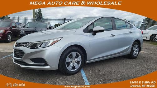 Silver 2018 Chevrolet Cruze LS
