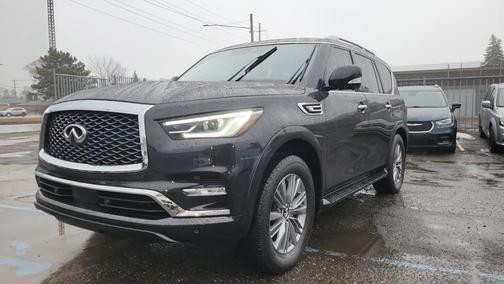 2024 INFINITI QX80 Luxe