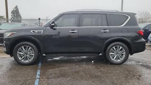 2024 INFINITI QX80 Luxe