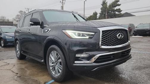 2024 INFINITI QX80 Luxe