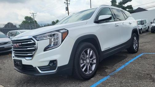 2023 GMC Terrain SLT