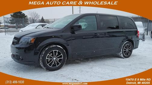 Black 2019 Dodge Grand Caravan GT