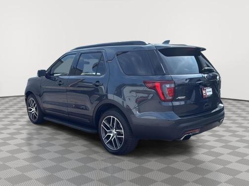 2017 Ford Explorer sport