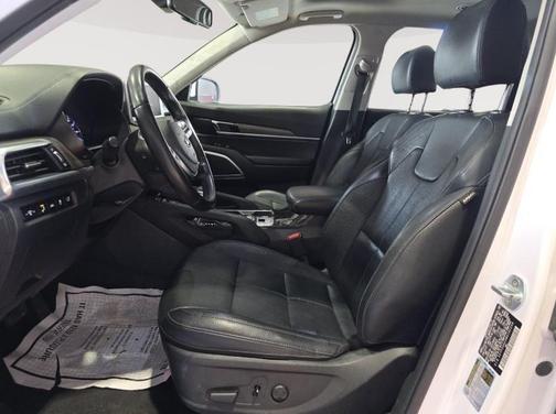 Glacial White Pearl 2021 Kia Telluride EX