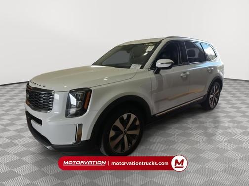 Glacial White Pearl 2021 Kia Telluride EX