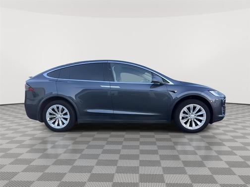 2017 Tesla Model X 90D