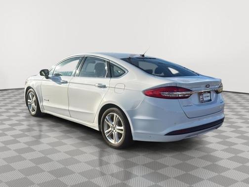 2018 Ford Fusion Hybrid SE