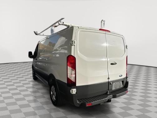 2017 Ford Transit-250 Base