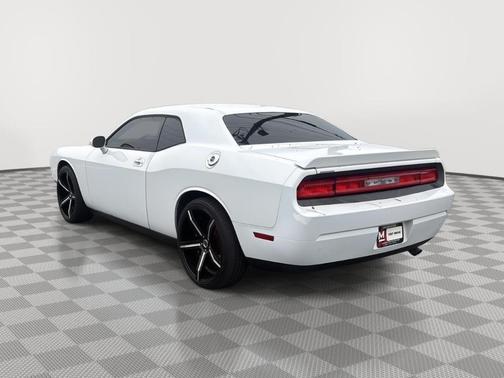 2010 Dodge Challenger SE