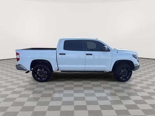 2014 Toyota Tundra SR5